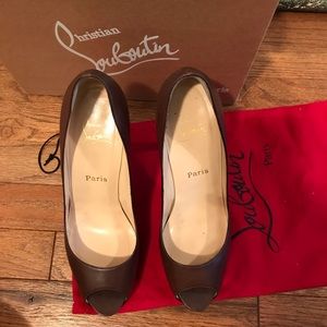 Beautiful Christian Louboutins OFFERS ACCEPTED